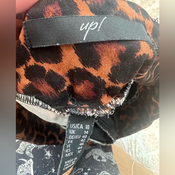 Leopard Print Pants - Picture 3 of 3